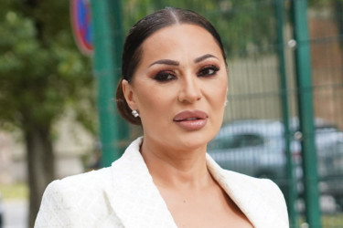 Ceca Ražnatović se sama šminka i to kako! Pogledajte lice žene u 51. godini, bez fotošopa