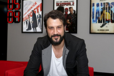 Stefan Kapičić je u jednom filmu igrao svog oca, ovako je pričao o njemu: Ta uloga bila mi je najveći izazov