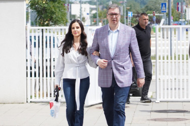 Ovde žive predsednik i prva dama, Tamara Vučić otvorila vrata porodičnog doma FOTO