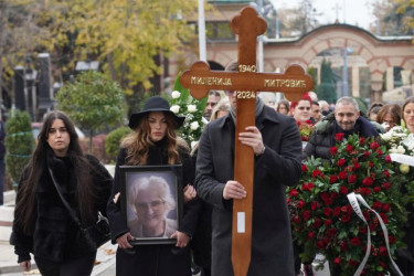 Direktor Granda poslednji stigao na sahranu majke Željka Mitrovića